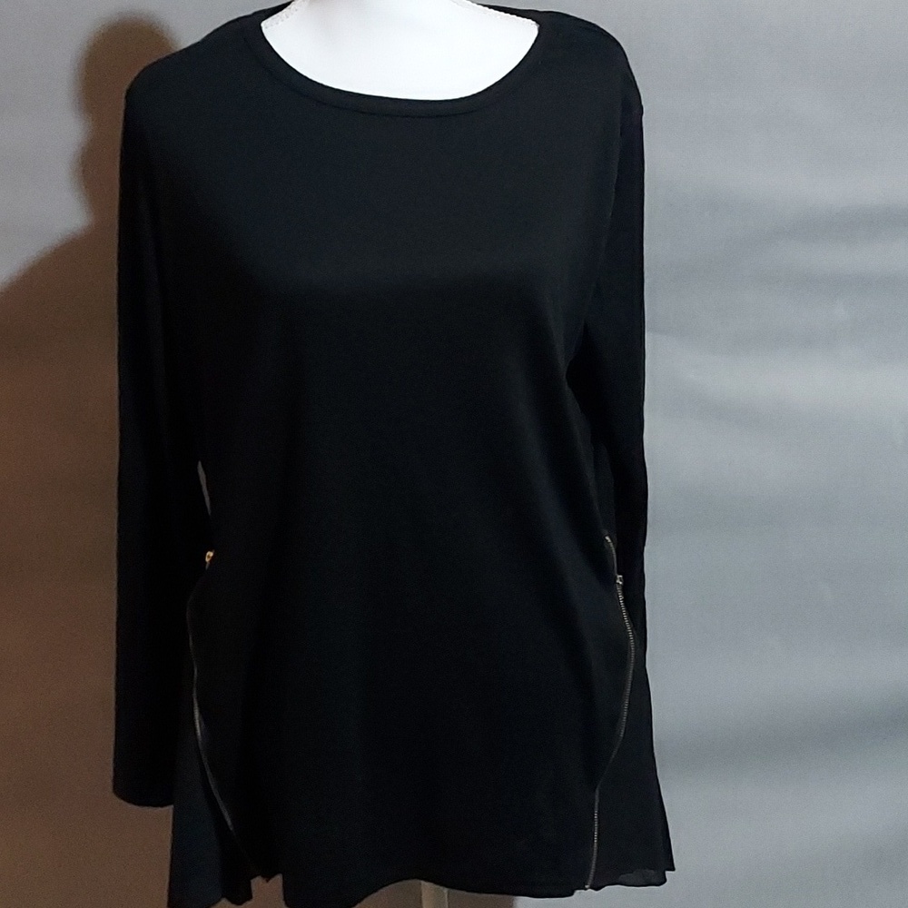 Womans Xl crew neck shirt